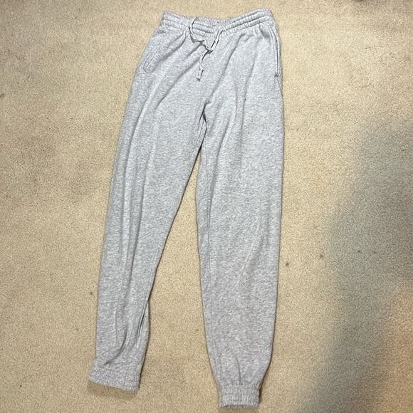 Brandy Melville Pants & Jumpsuits Brandy Melville Grey Drawstringcuffed Sweatpants Poshmark